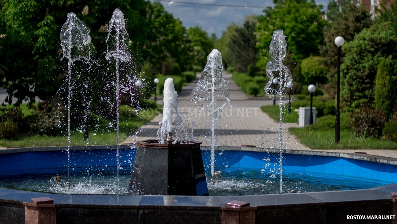 Сальск, Современные, Профессиональные, Достопримечательности, Лето, День, Цветные