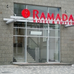  Отель Ramada, Современные, Цветные