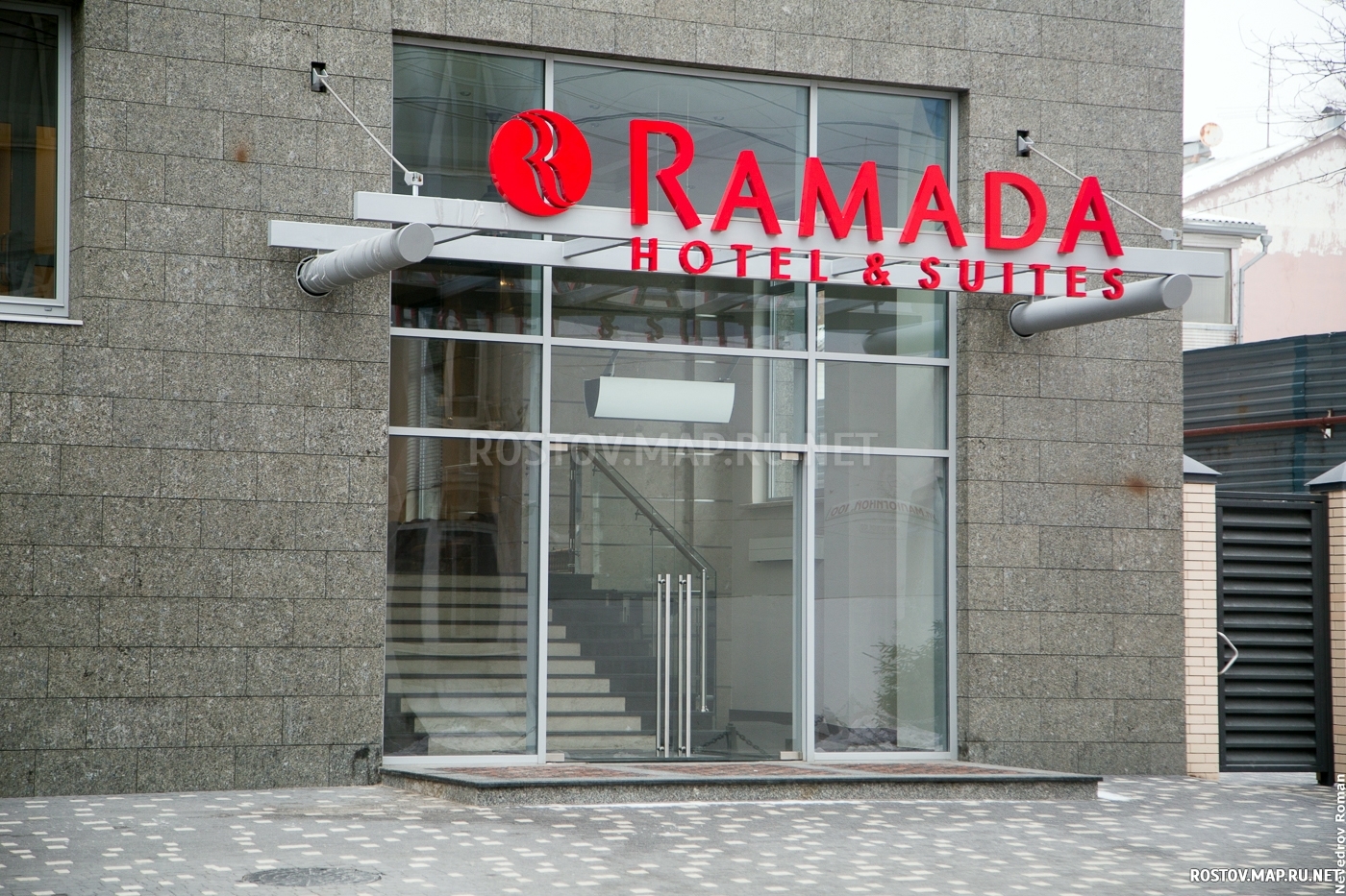  Отель Ramada, Современные, Цветные