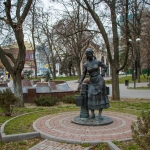 Памятник водопроводу, Современные, Достопримечательности, Цветные