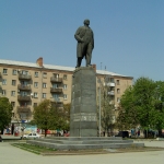 Памятник Ленину (на площади Ленина), Современные, Достопримечательности, Цветные