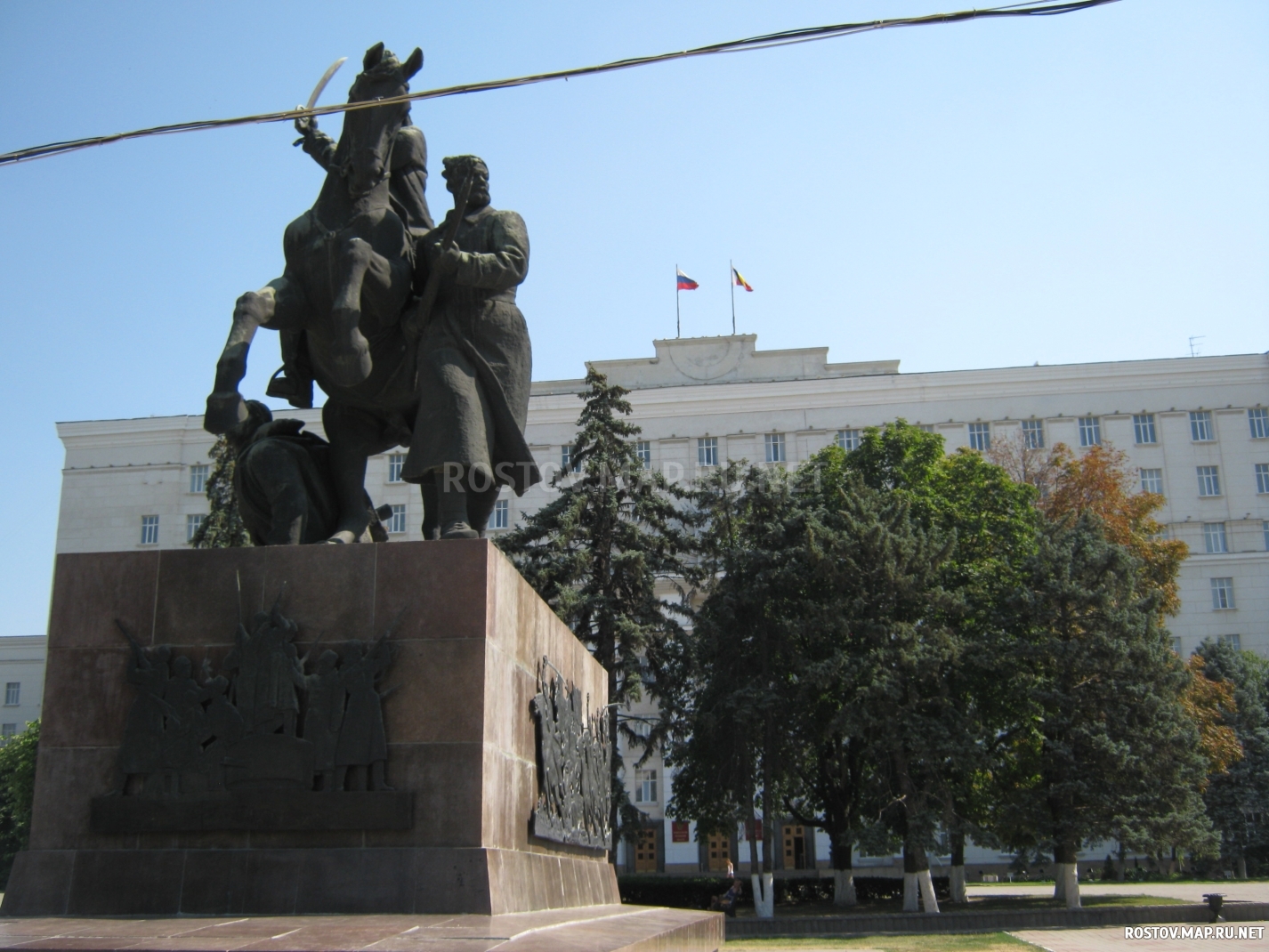 Монумент Первоконникам, Современные, Достопримечательности, Цветные