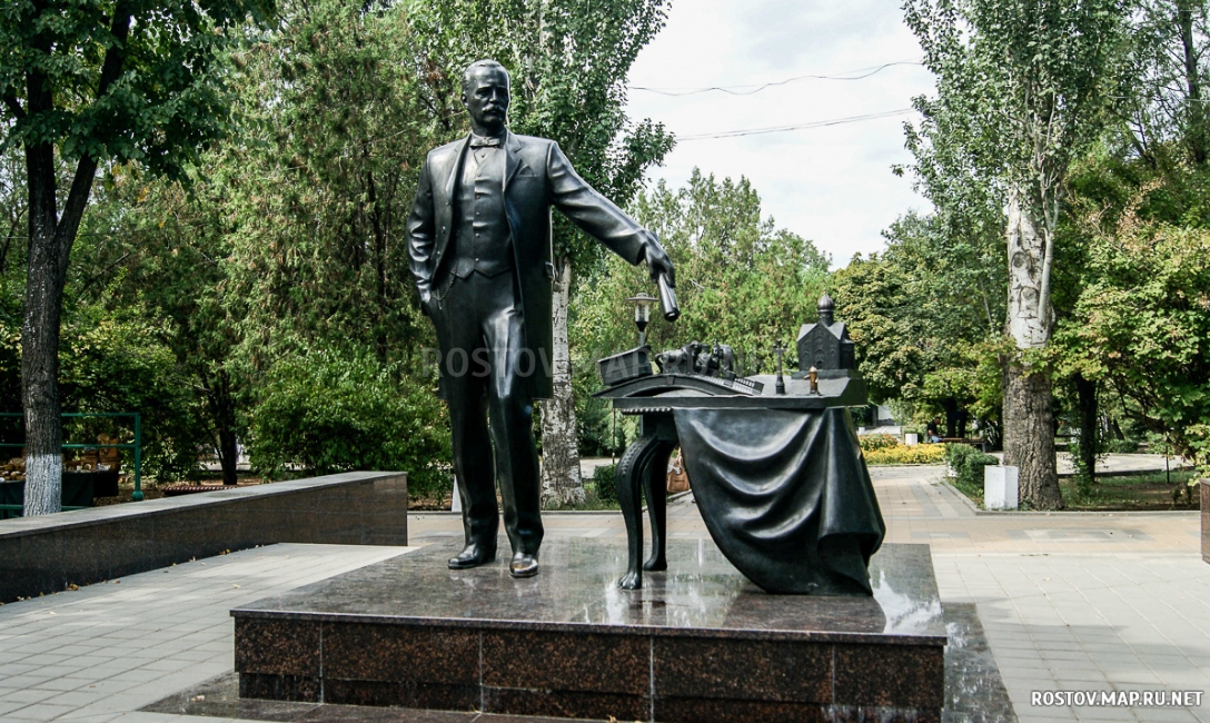 Памятник А.М. Байкову, Современные, Достопримечательности, Цветные