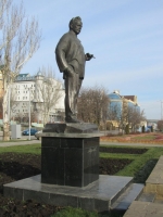 Памятник М.А. Шолохову