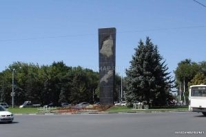 Комсомольская площадь