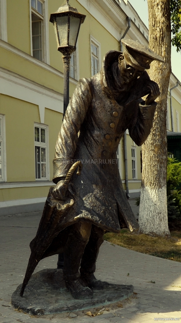 Таганрог, памятник «Человек в футляре», Современные, Профессиональные, Достопримечательности