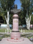 Памятник Ушакову Памятник Ушакову