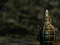 В одном из парков Ростова нашли ржавый боеприпас